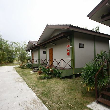 Long Lake Resort Chonburi Bagian luar foto